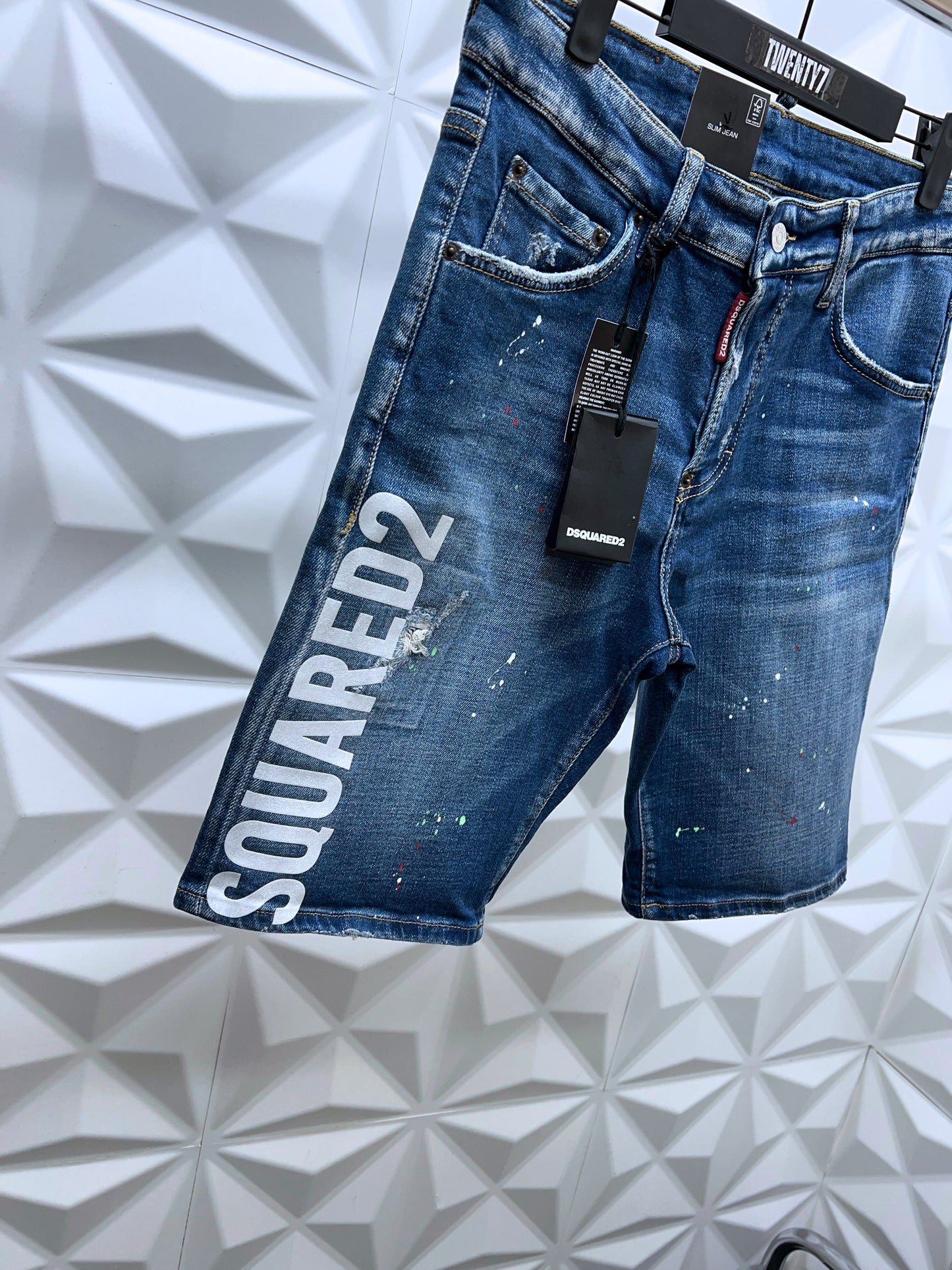 DSQUARED2