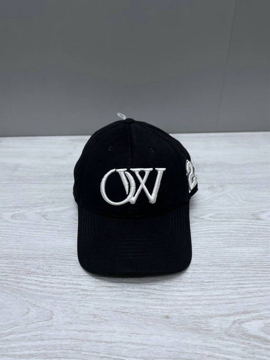 OFF WHITE