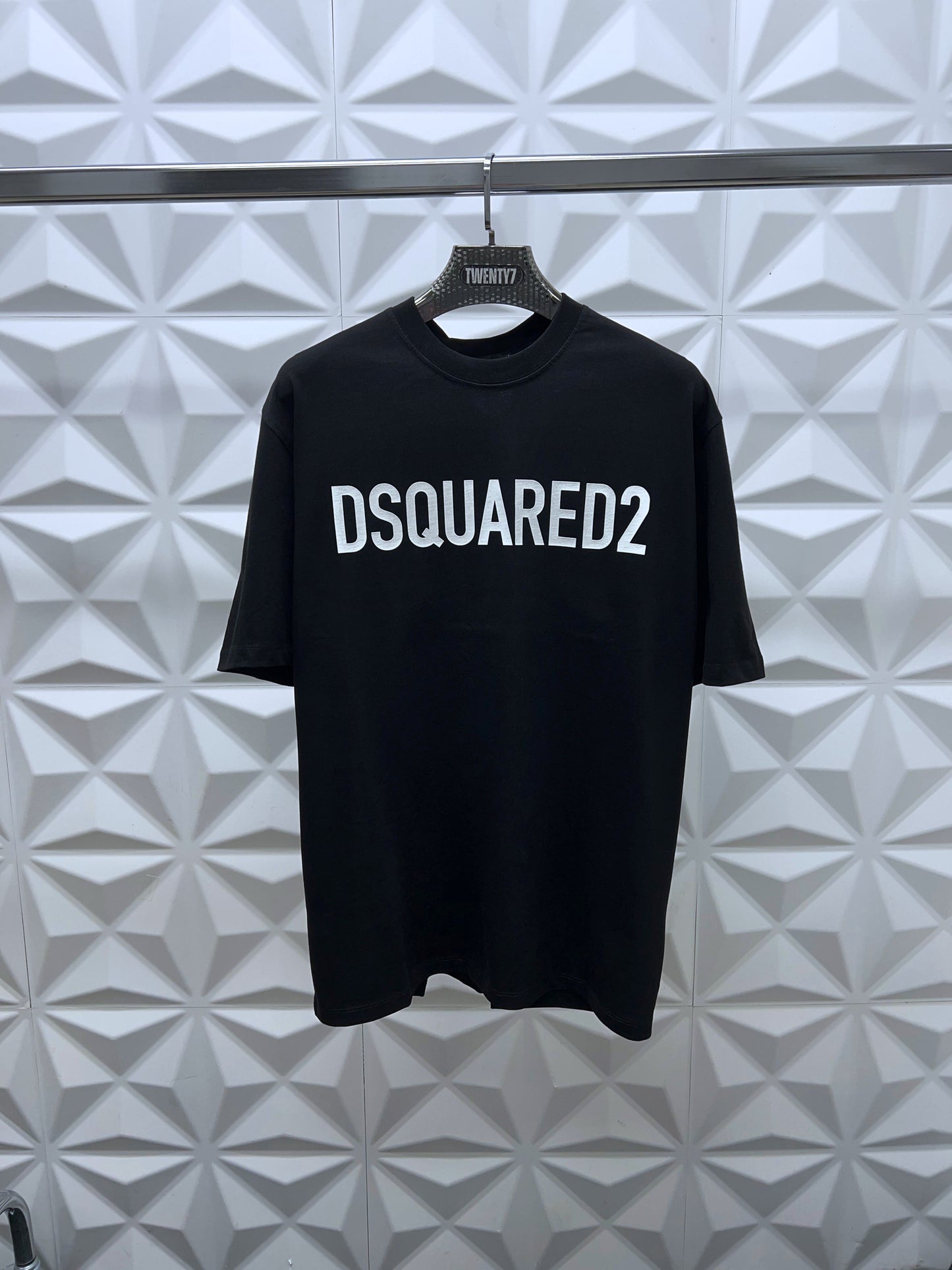DSQUARED2