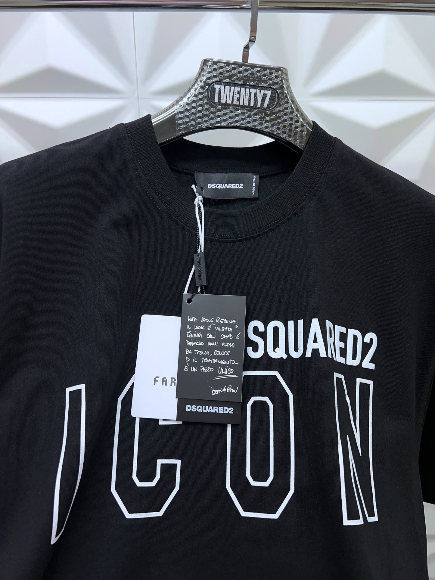 DSQUARED2