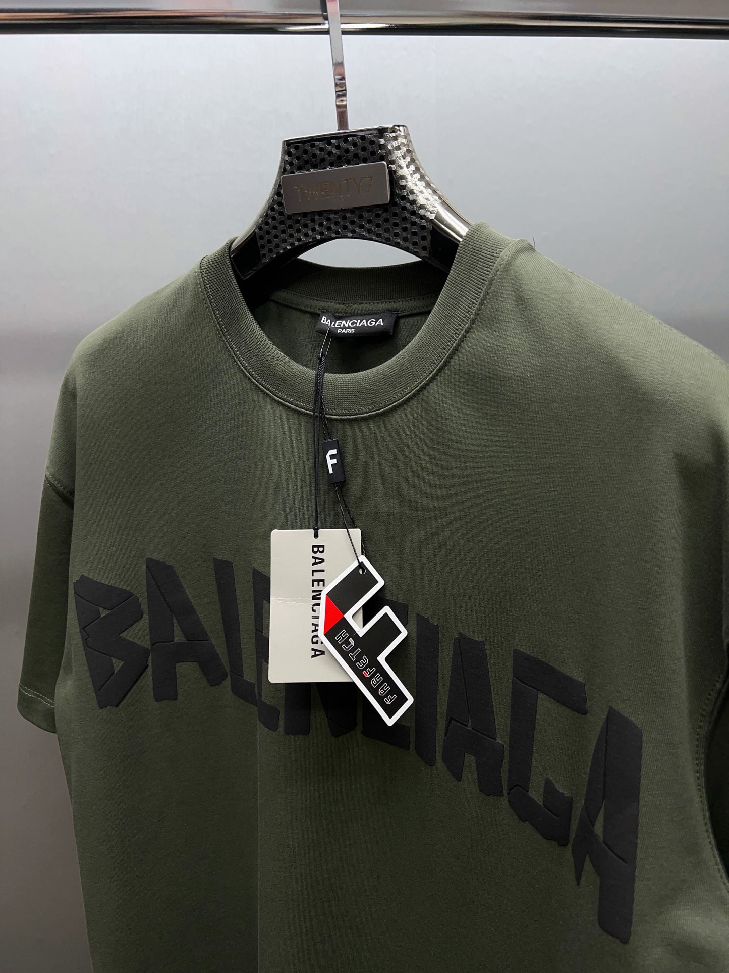 BALENCIAGA
