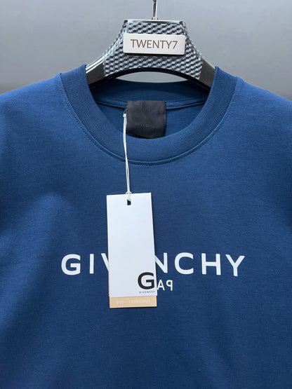 GIVENCHY