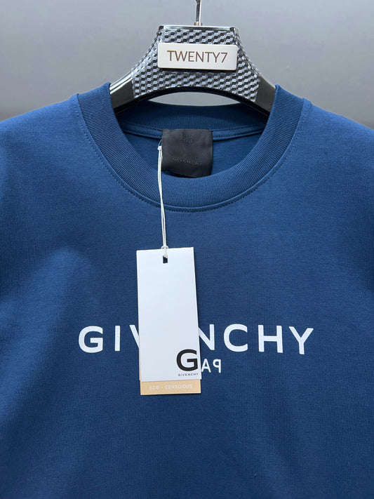 GIVENCHY