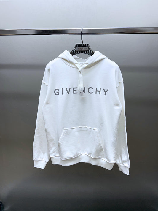 GIVENCHY
