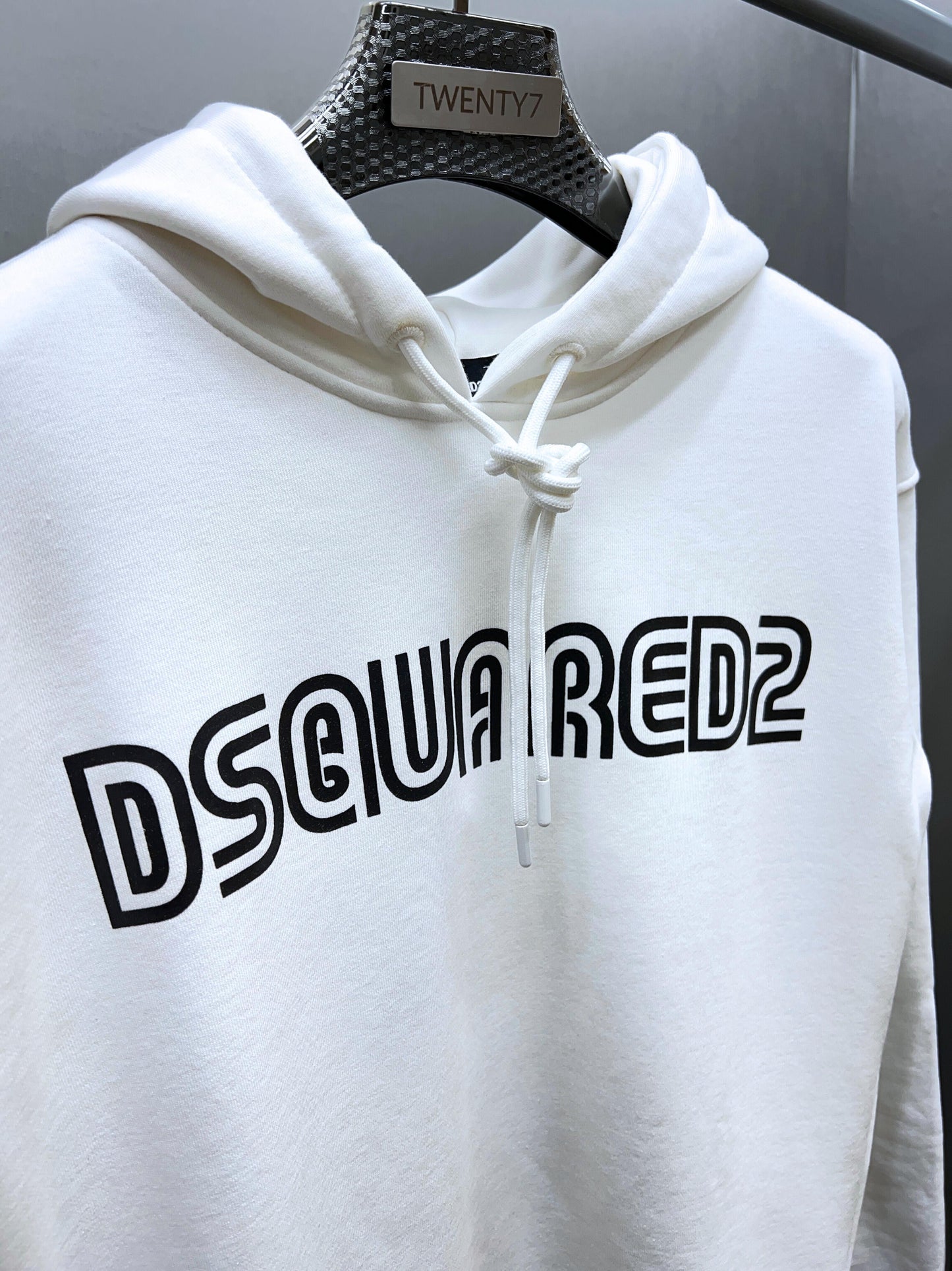 DSQUARED2