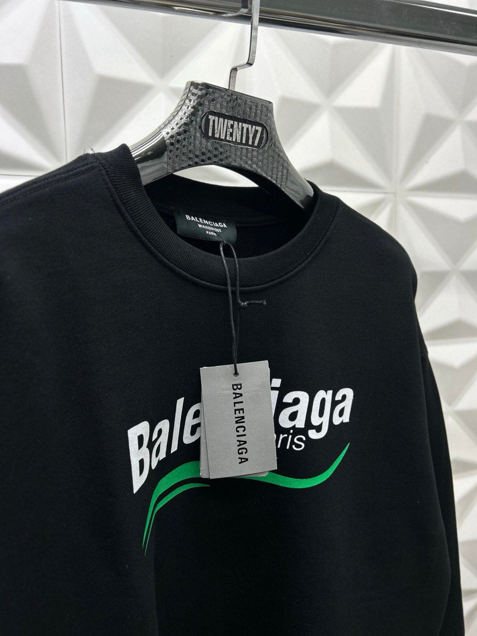 BALENCIAGA