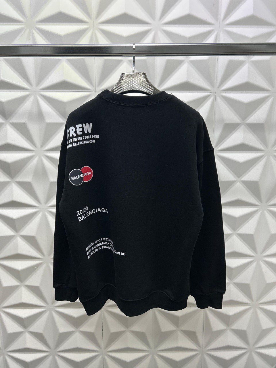 BALENCIAGA
