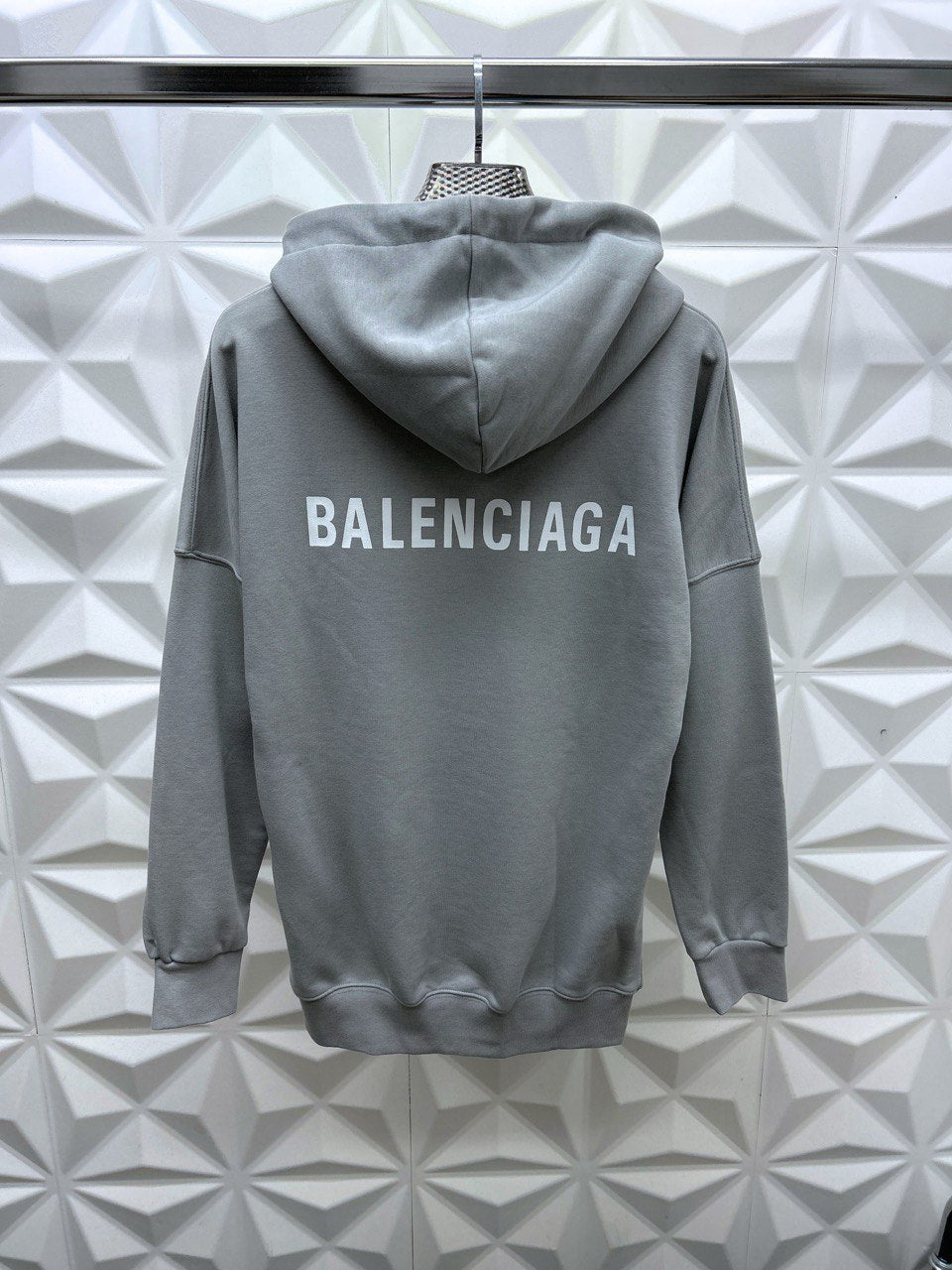 BALENCIAGA