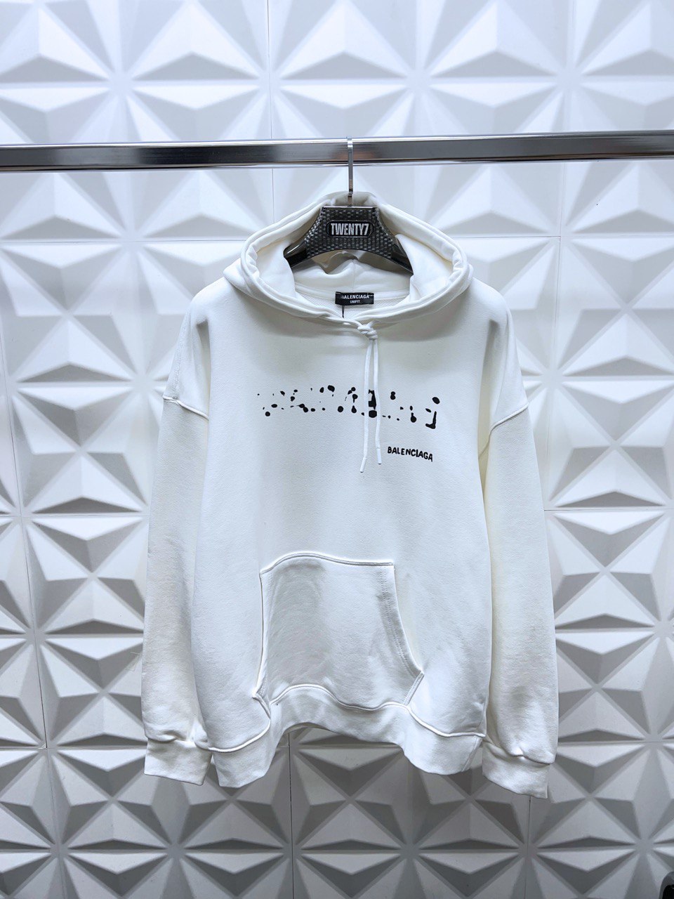 BALENCIAGA