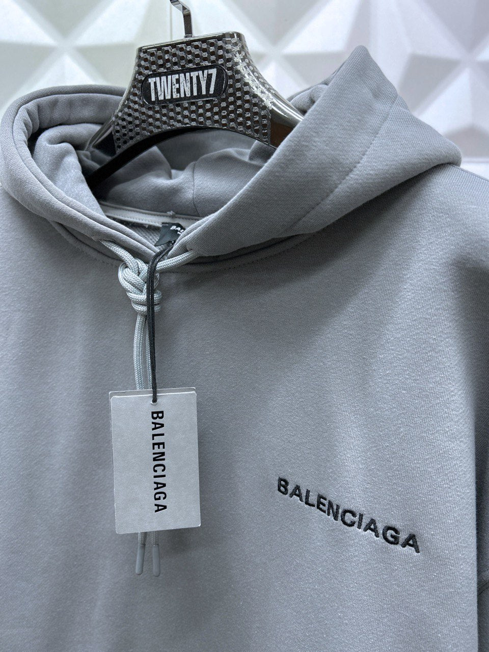 BALENCIAGA