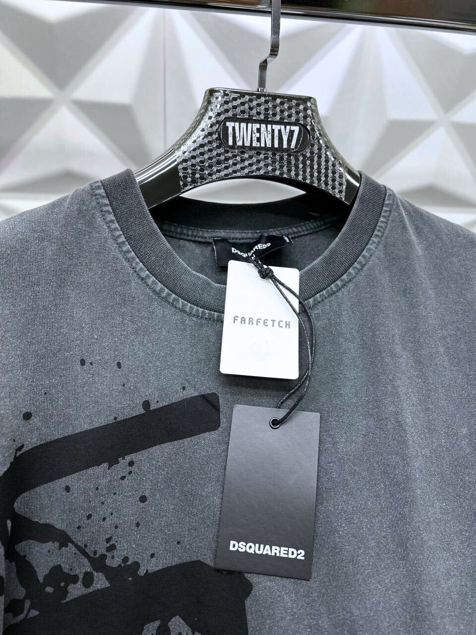 DSQUARED2