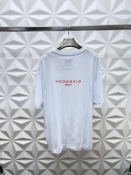 GIVENCHY