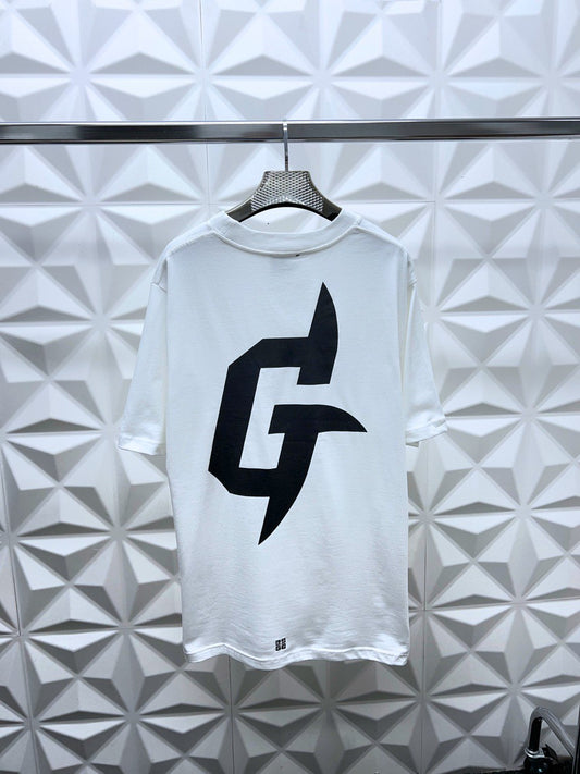 GIVENCHY