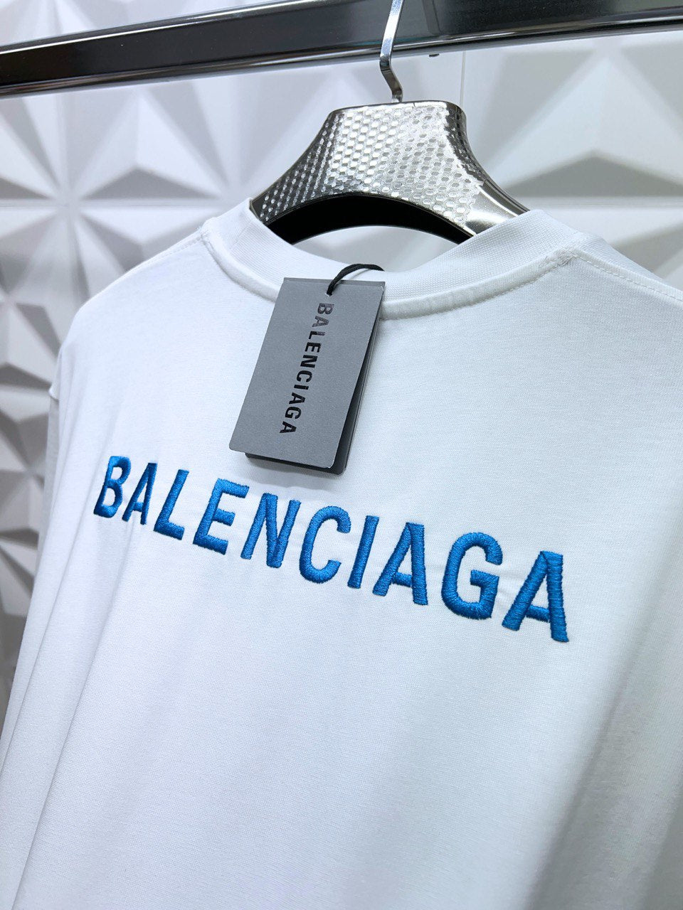 BALENCIAGA