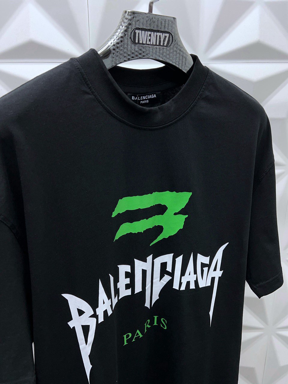 BALENCIAGA