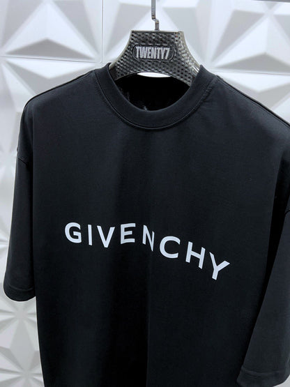 GIVENCHY