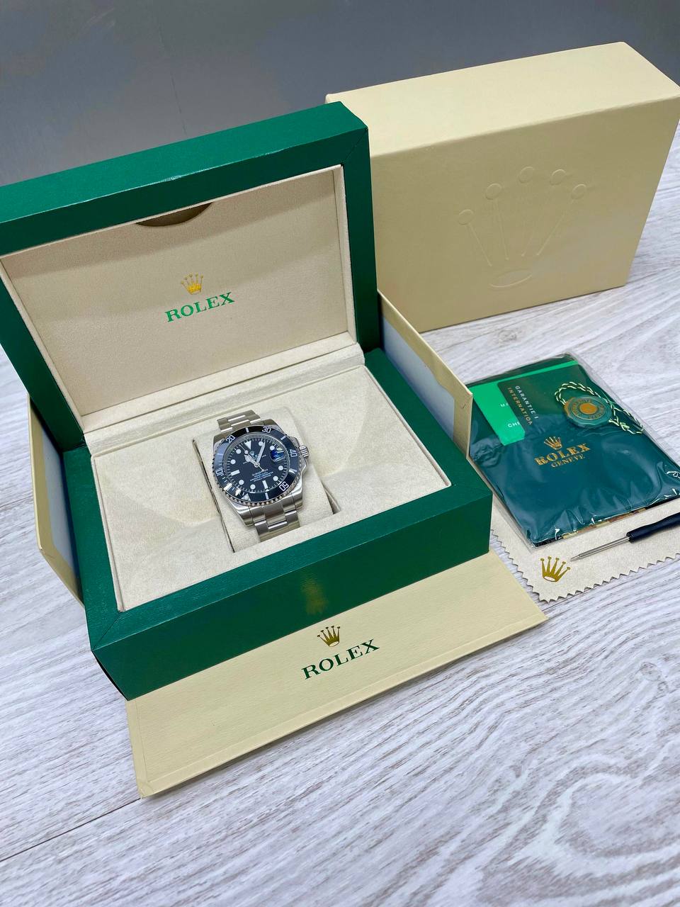 ROLEX SUBMARINER