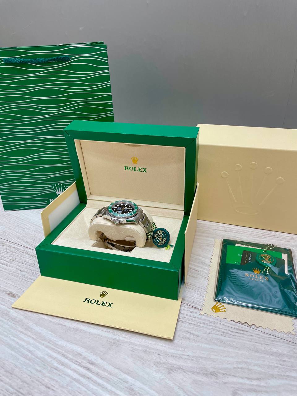 ROLEX SUBMARINER